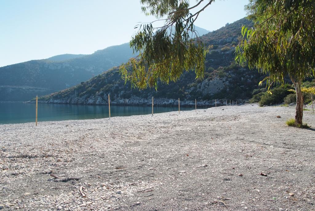 Secret Arcadia Bay - Maisonette Breathtaking Sea & Mountain View-Just On The Beach Agios Andreas  Dış mekan fotoğraf